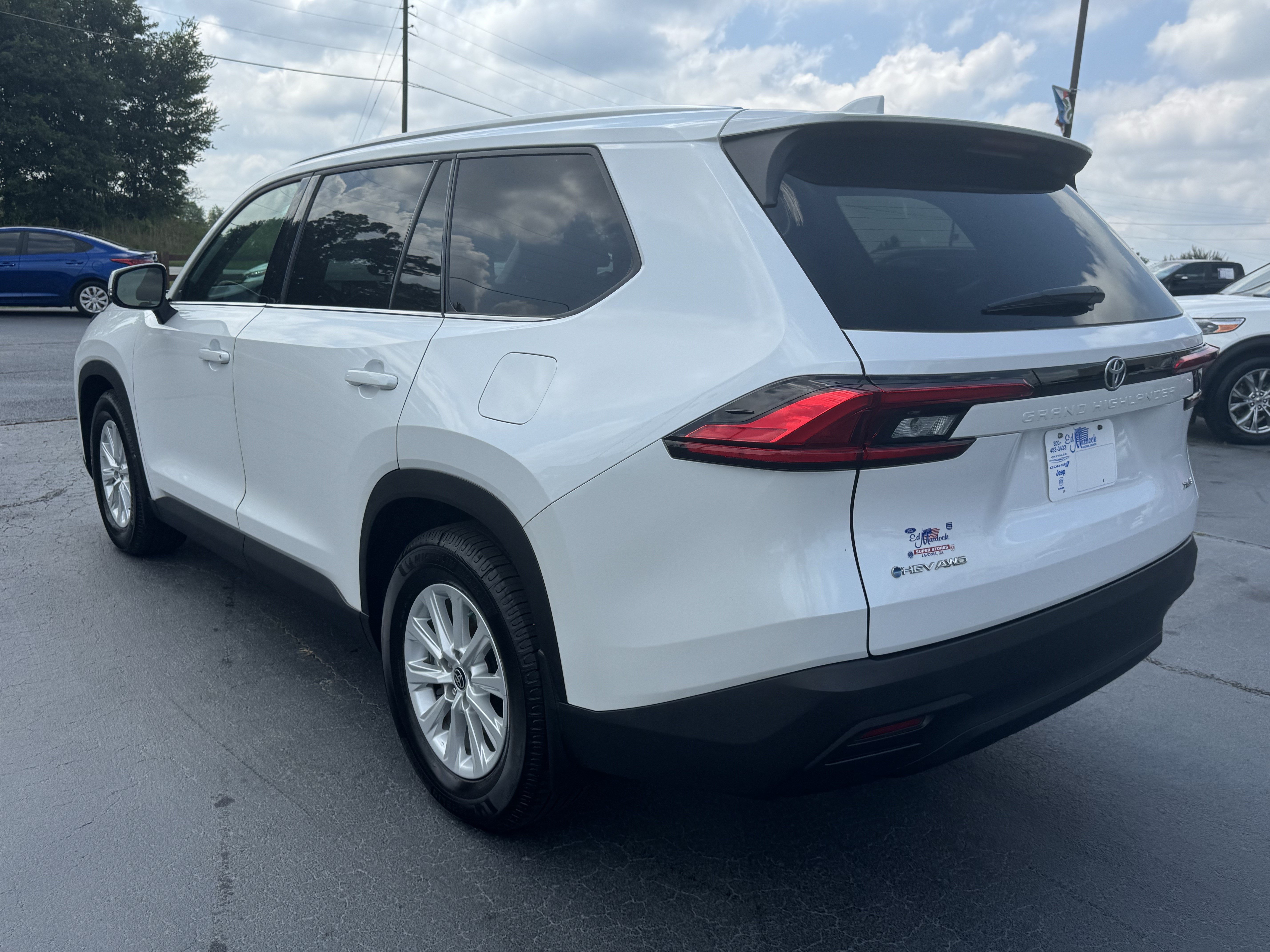 Used 2024 Toyota Grand Highlander AWD Hybrid image 8