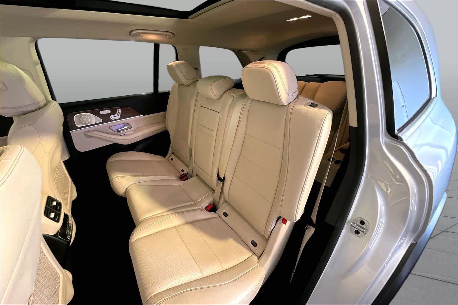 Certified 2021 Mercedes-Benz GLS 450 4MATIC image 21