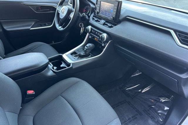 Certified 2020 Toyota RAV4 LE w/ All Weather Liner Package image 20