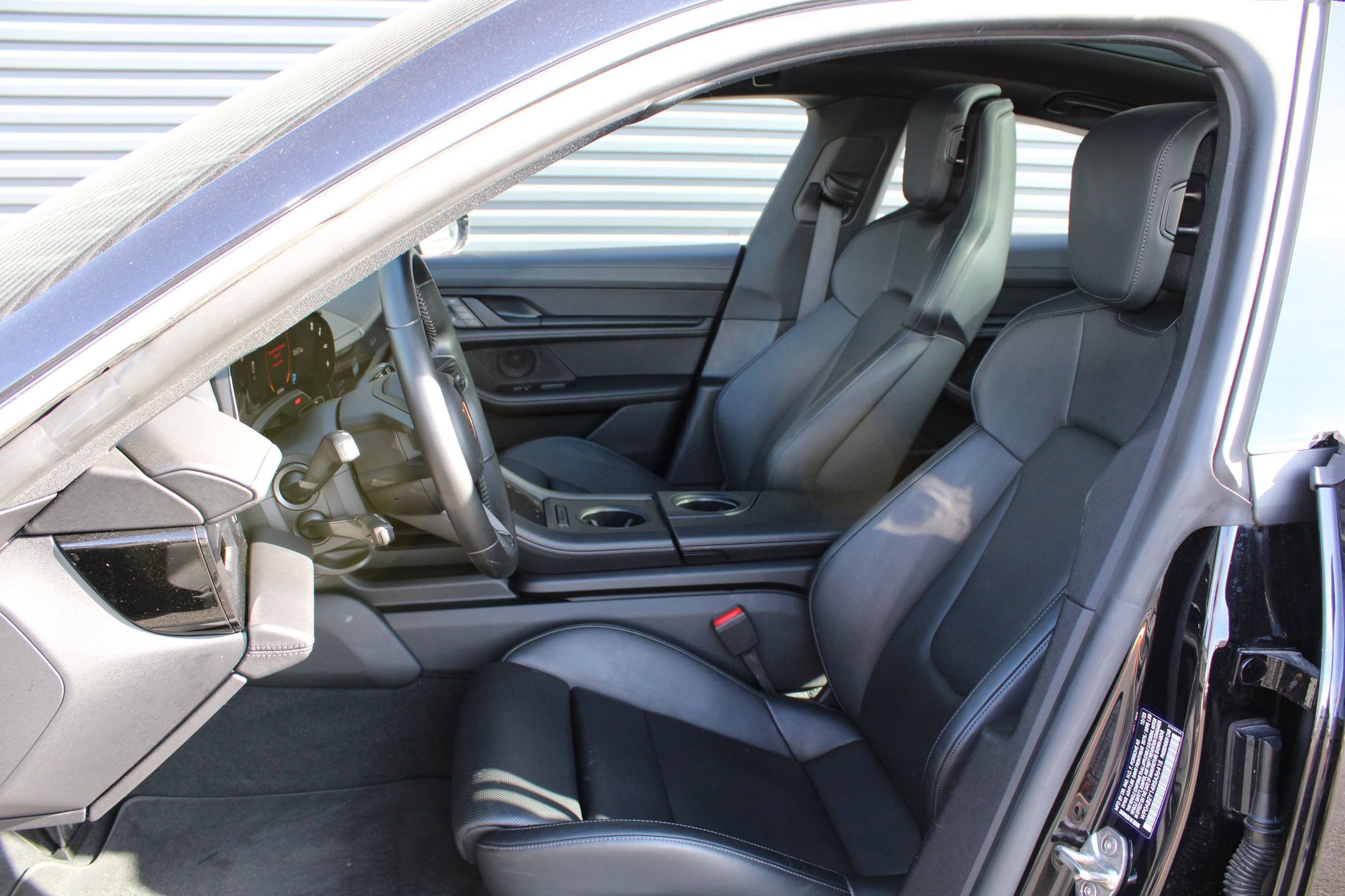 Certified 2024 Porsche Taycan 4S image 5