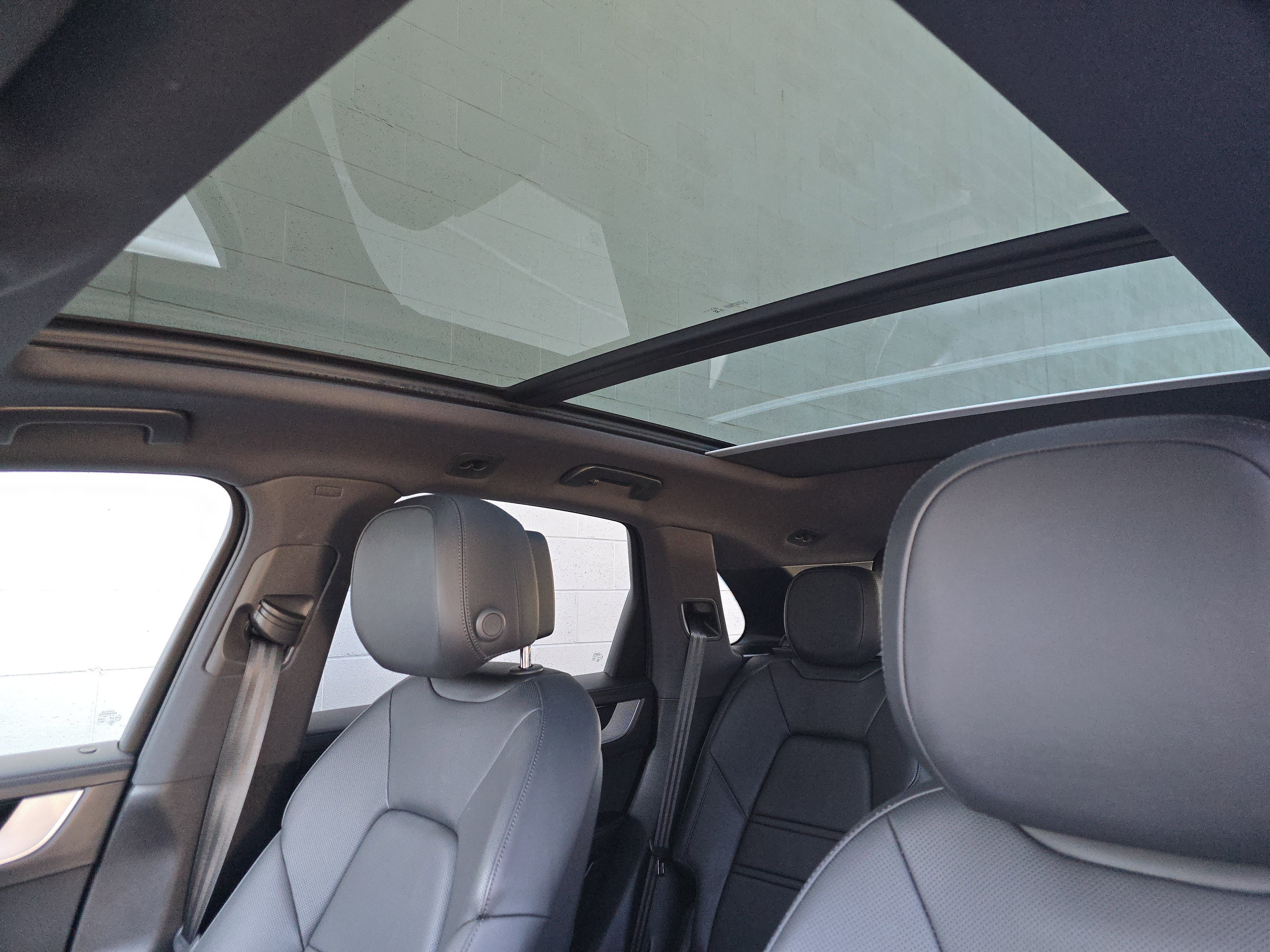 Certified 2024 Porsche Cayenne image 13