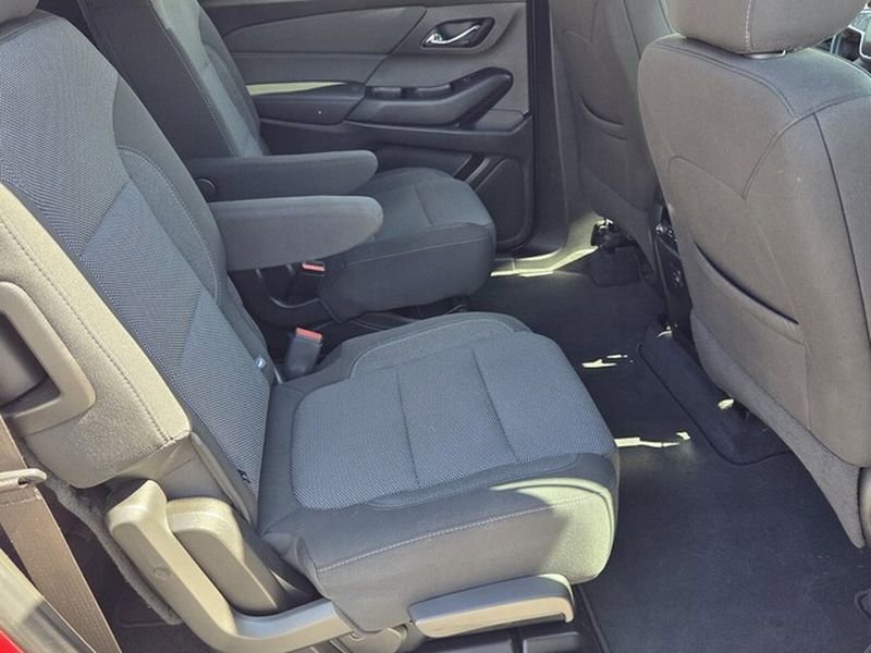 Certified 2023 Chevrolet Traverse LT image 12