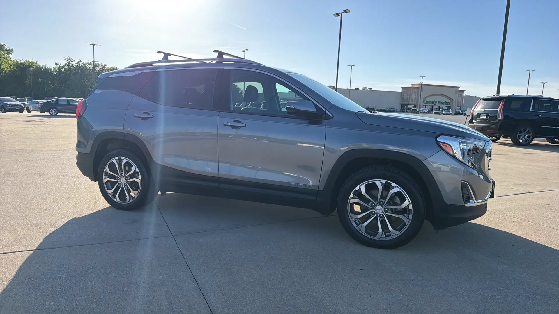 Used 2018 GMC Terrain SLT w/ Preferred Package AWD/4WD image 23