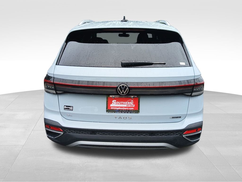 New 2025 Volkswagen Taos SE image 4