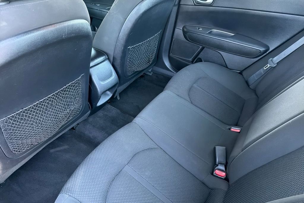 Used 2019 Kia Optima LX FWD image 12