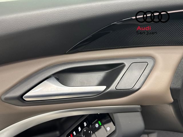 Used 2025 Audi Q5 Premium image 28