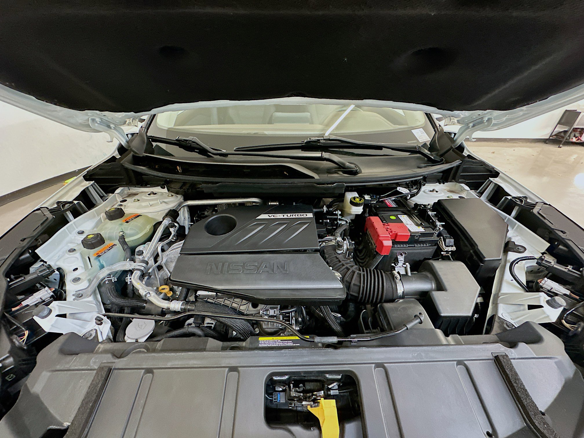 Used 2023 Nissan Rogue SV image 33