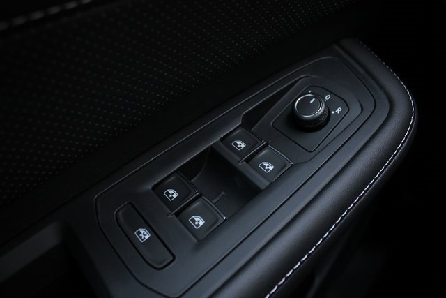 New 2025 Volkswagen Atlas Cross Sport SEL R-Line image 16