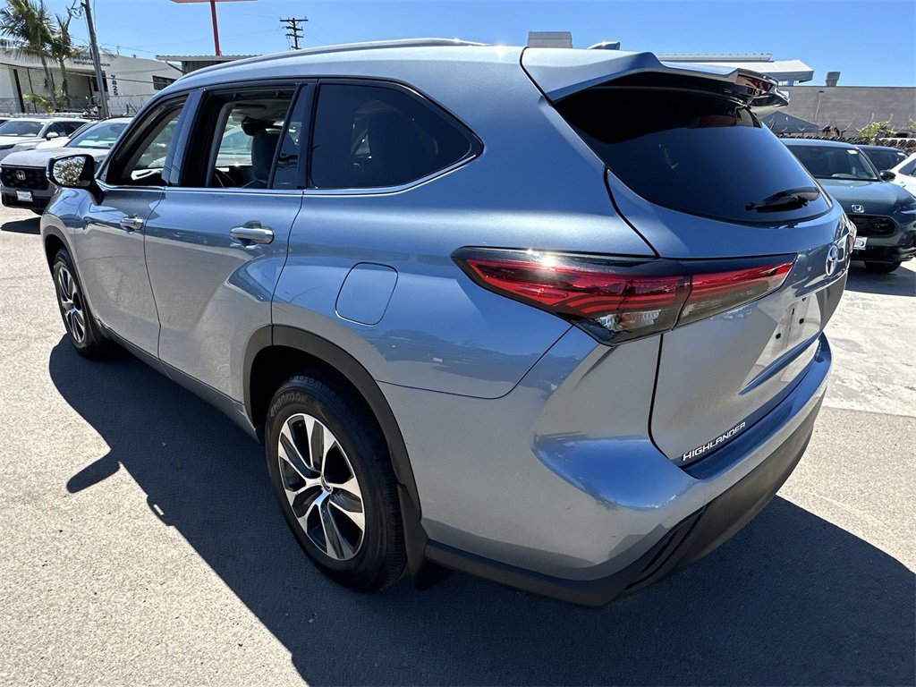 Used 2022 Toyota Highlander XLE image 36