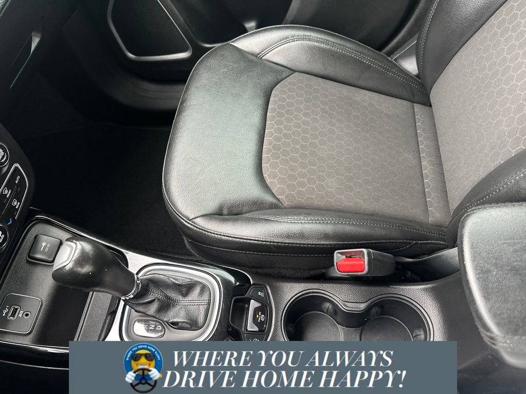 Used 2020 Jeep Compass Latitude image 18