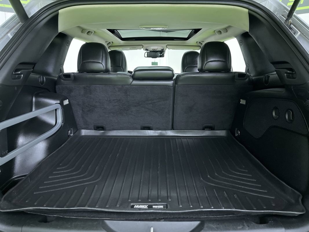 Used 2017 Jeep Cherokee Overland w/ Technology Group image 29
