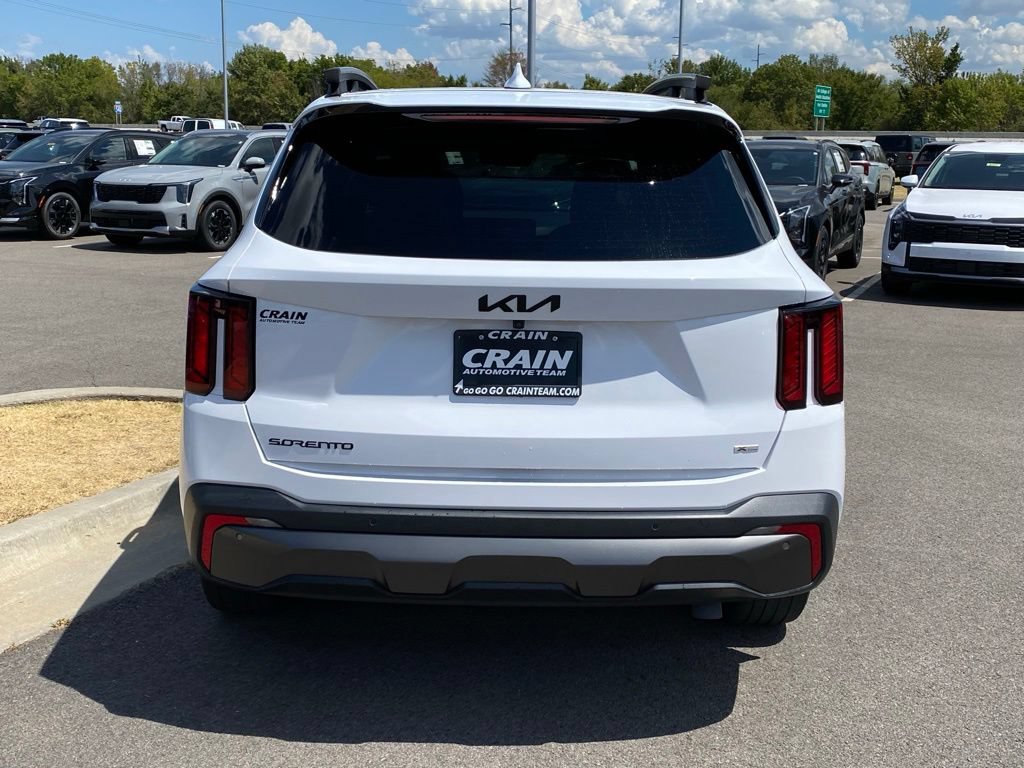 Certified 2025 Kia Sorento X-Line EX AWD/4WD image 6