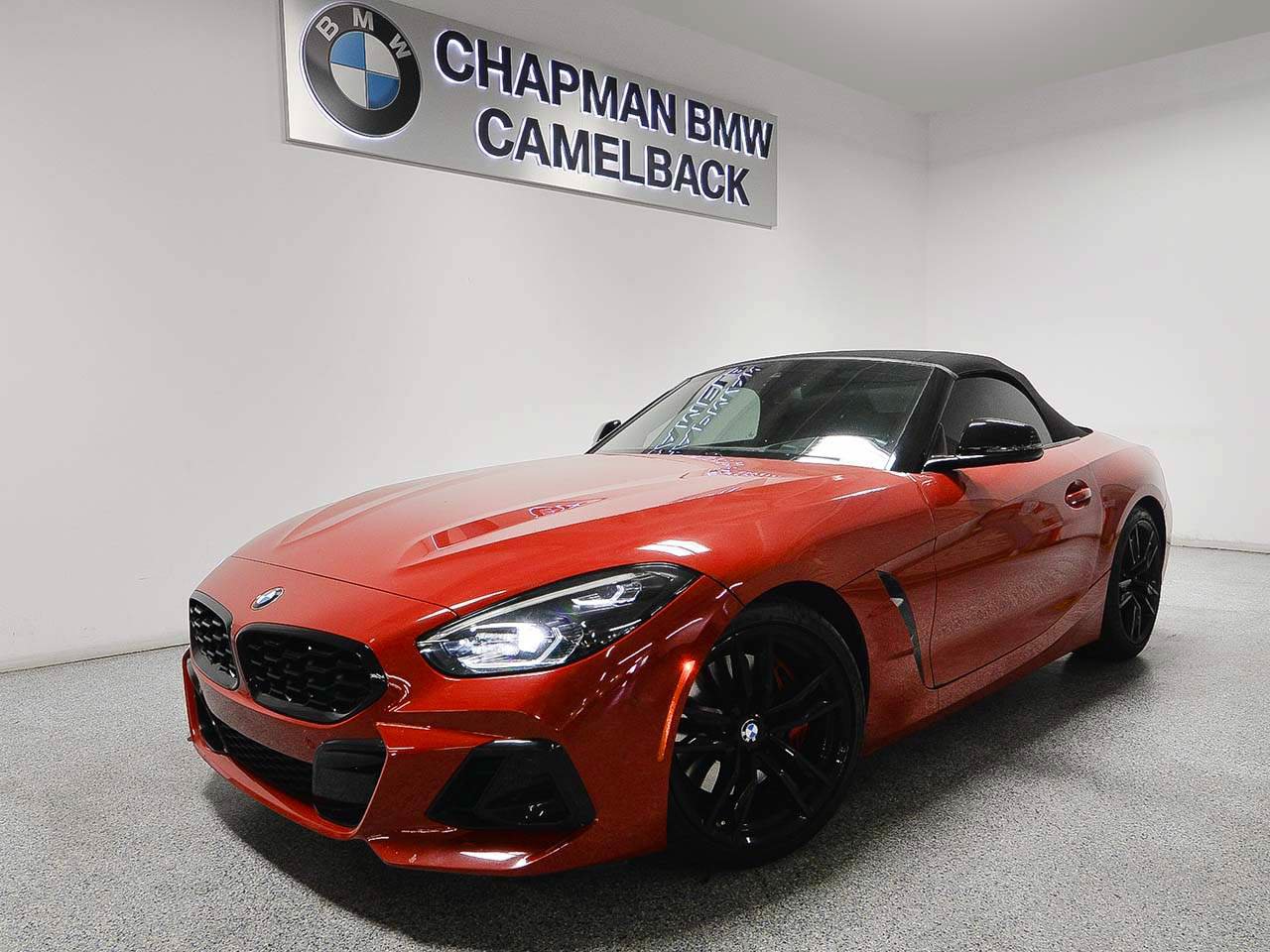 Certified 2024 BMW Z4 M40i w/ Premium Package RWD image 2