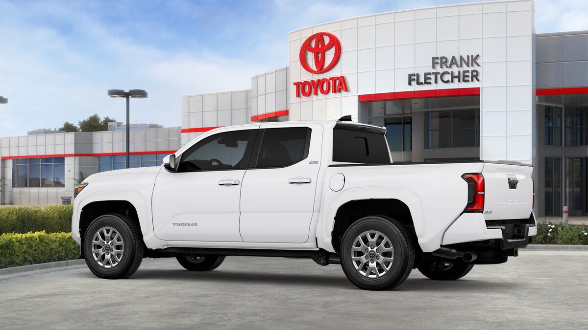 New 2026 Toyota Tacoma SR5 w/ SR5 Upgrade Package AWD/4WD image 5