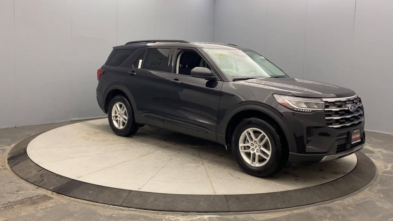 New 2026 Ford Explorer Active AWD/4WD image 7