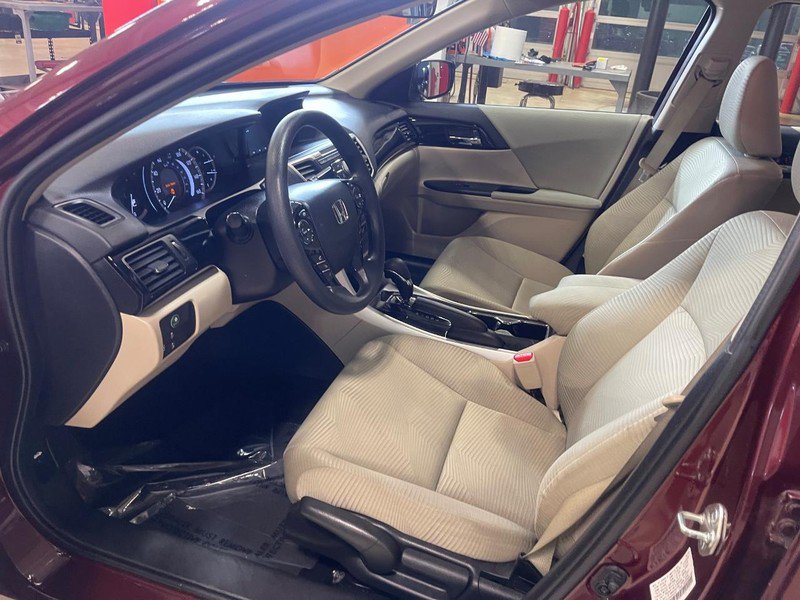 Used 2016 Honda Accord LX image 12