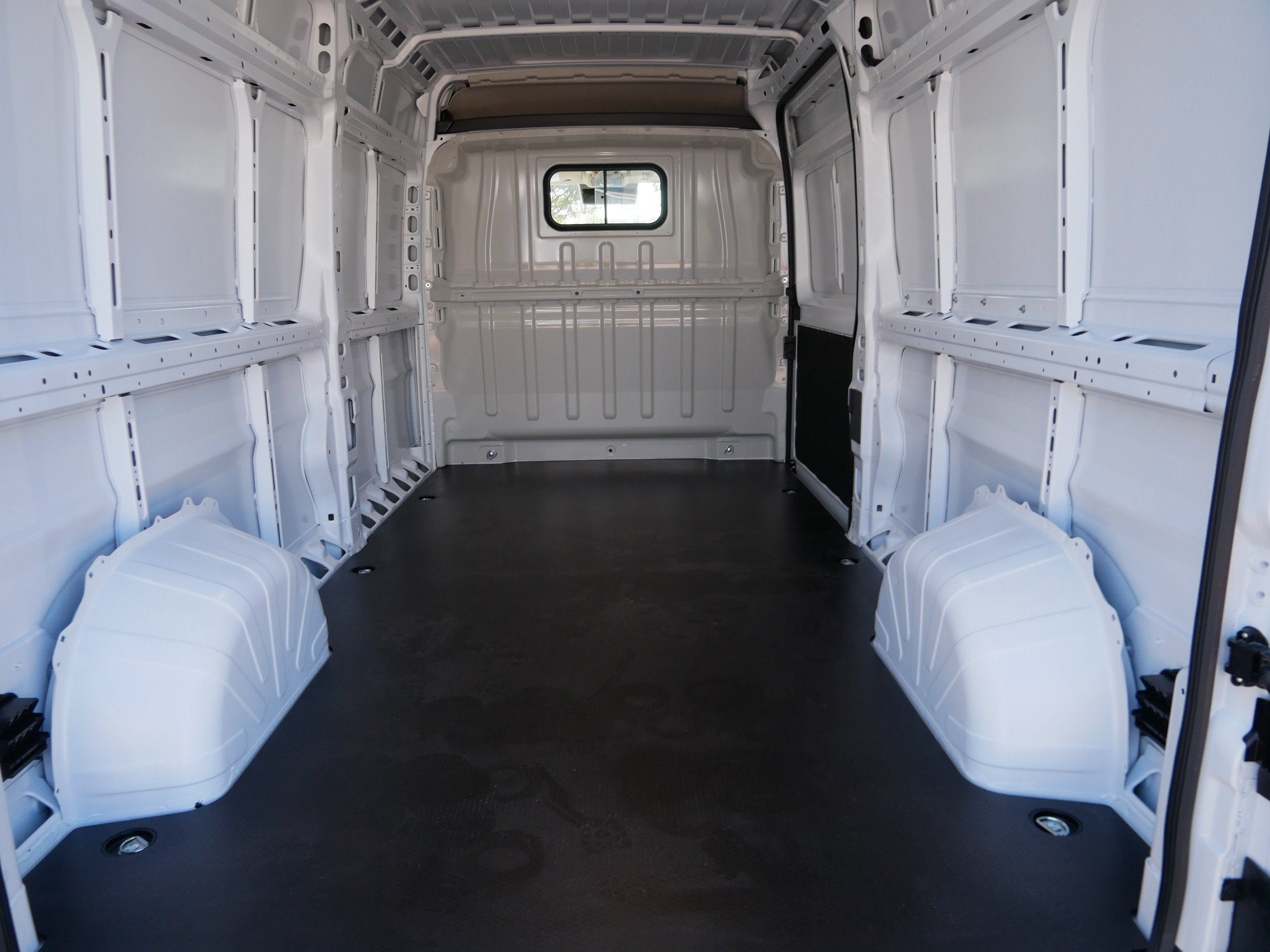 New 2027 RAM ProMaster 2500 w/ Convenience Group FWD image 11