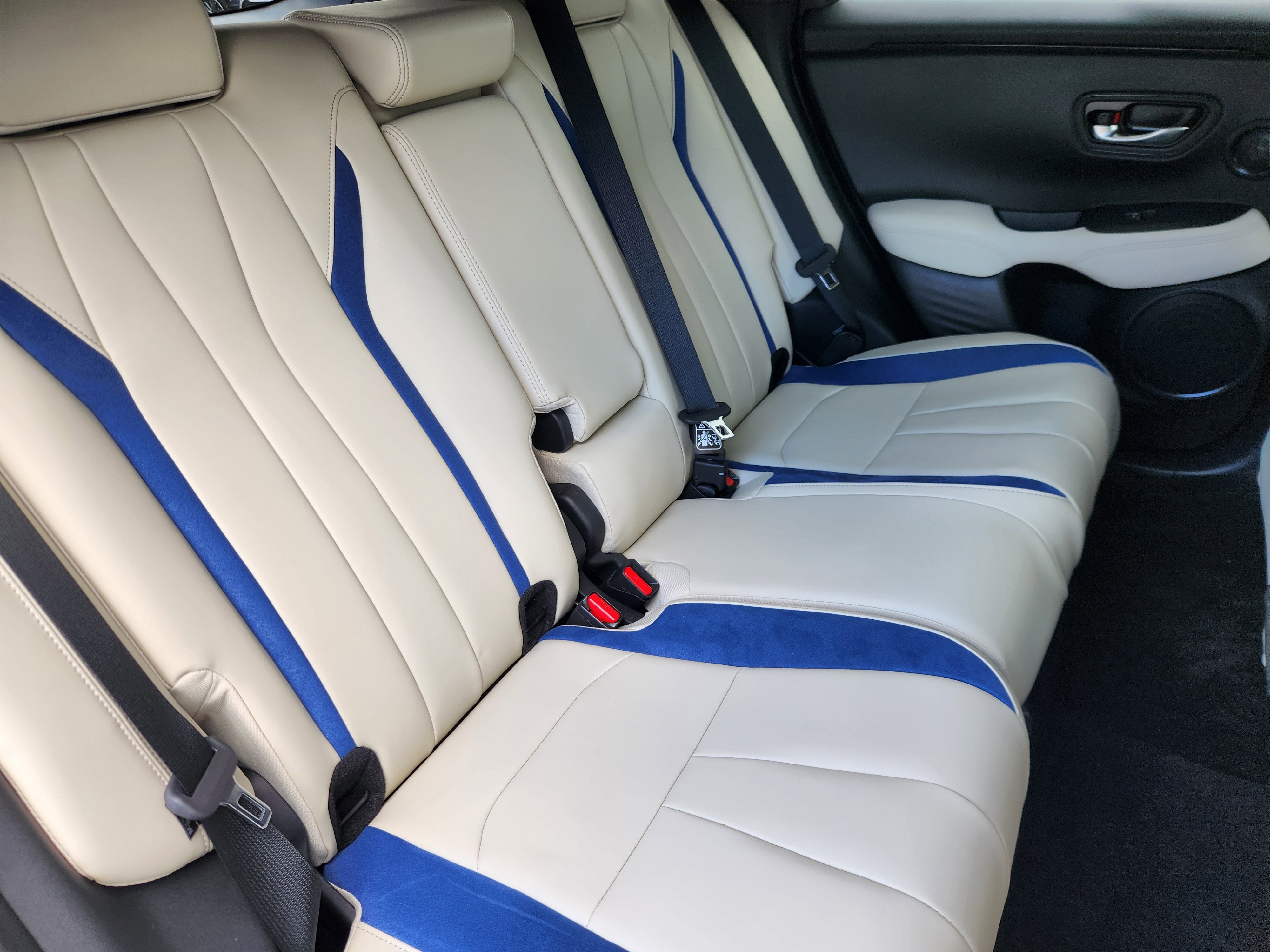 Certified 2025 Acura ADX A-Spec image 17