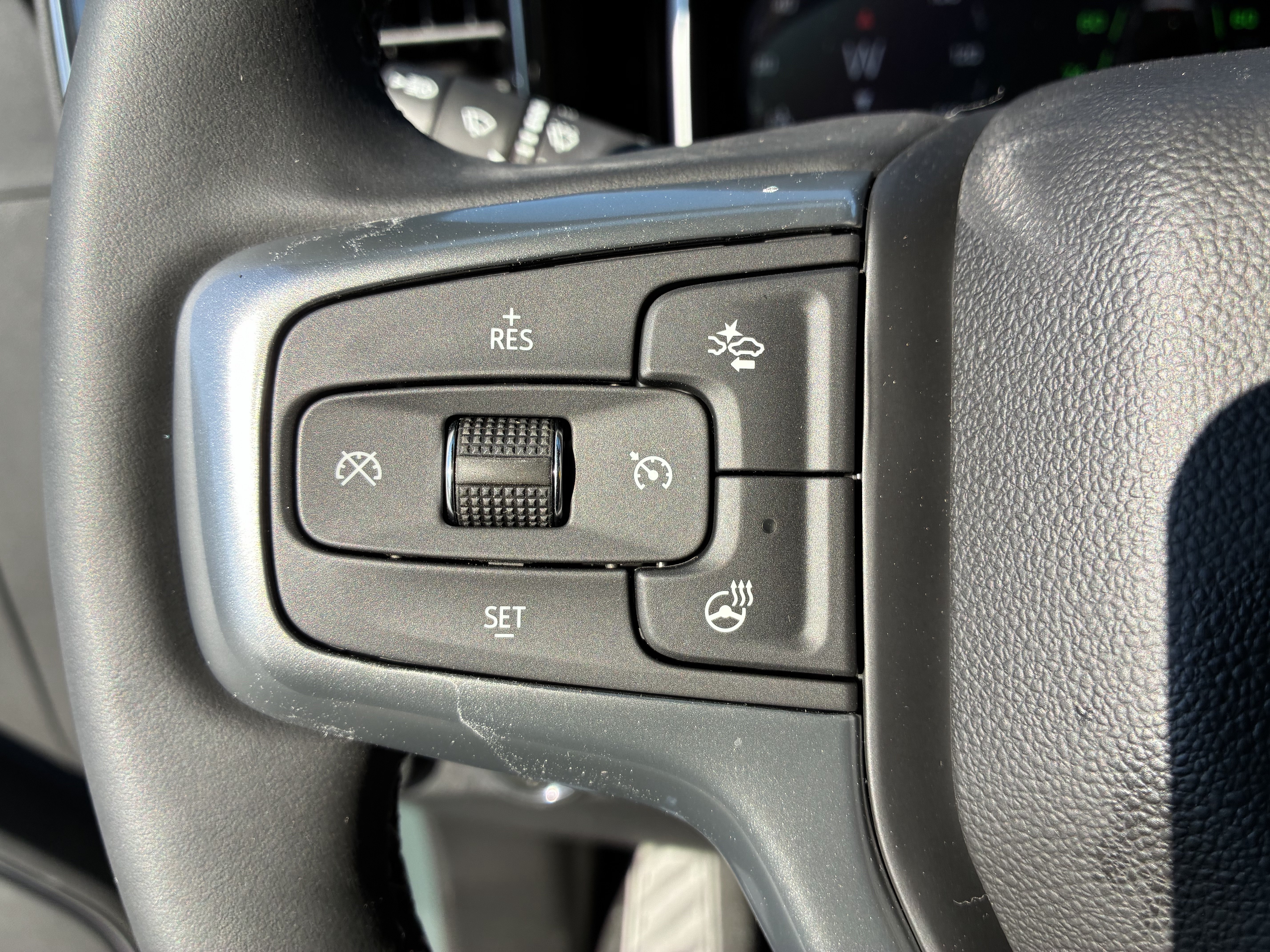 New 2026 Chevrolet Silverado 3500 LTZ w/ LTZ Plus Package AWD/4WD image 31