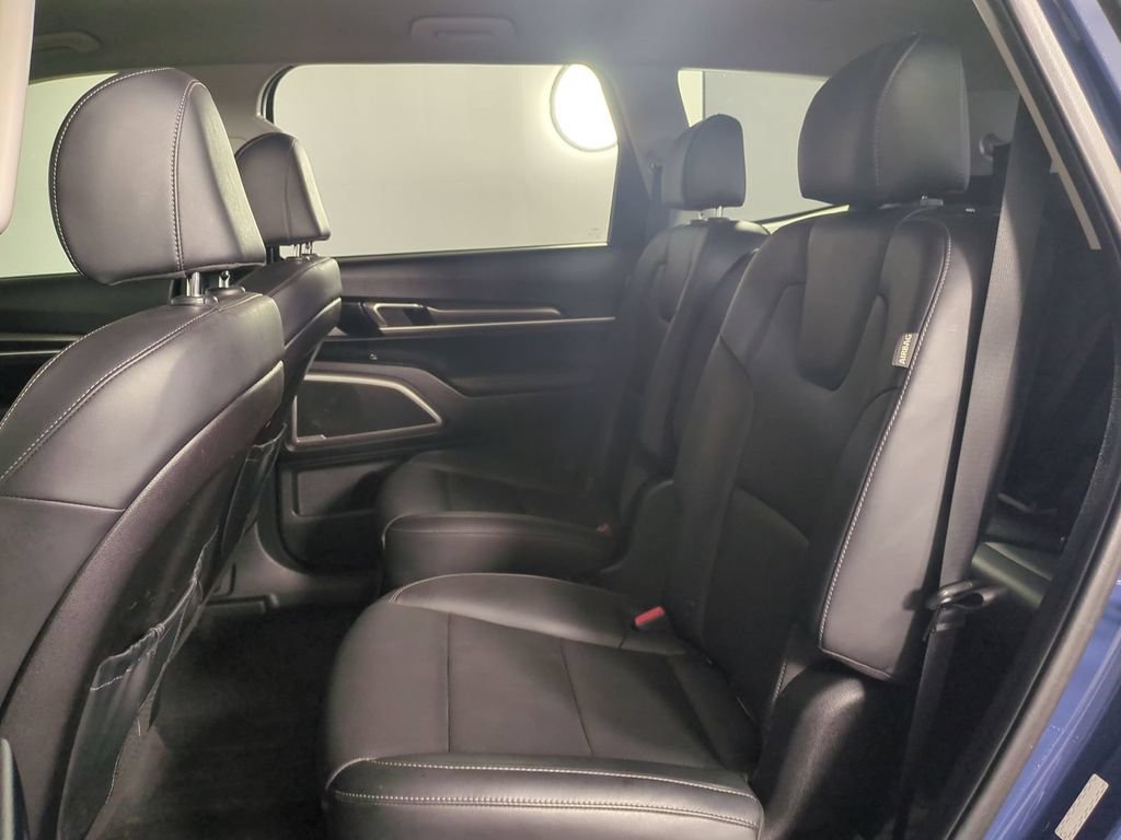 Used 2023 Kia Telluride S AWD/4WD image 17