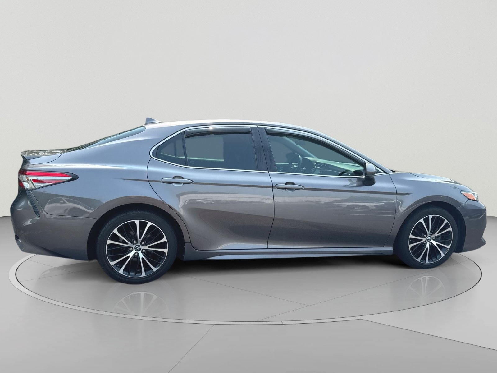 Used 2019 Toyota Camry SE FWD image 34