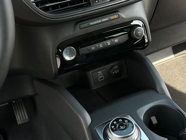 Used 2026 Ford Escape SE w/ Class II Trailer Tow Package FWD image 30