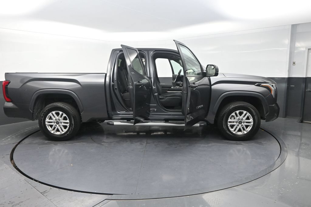 Used 2023 Toyota Tundra SR5 AWD/4WD image 38