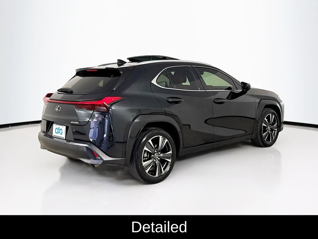 Used 2020 Lexus UX 200 FWD image 8