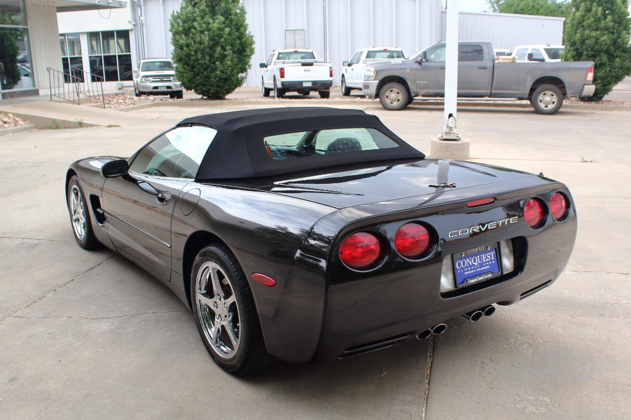 Used 2002 Chevrolet Corvette Convertible w/ Preferred Equipment Group2 RWD image 16