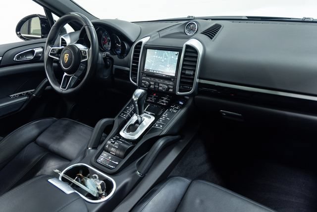 Used 2016 Porsche Cayenne S AWD/4WD image 26