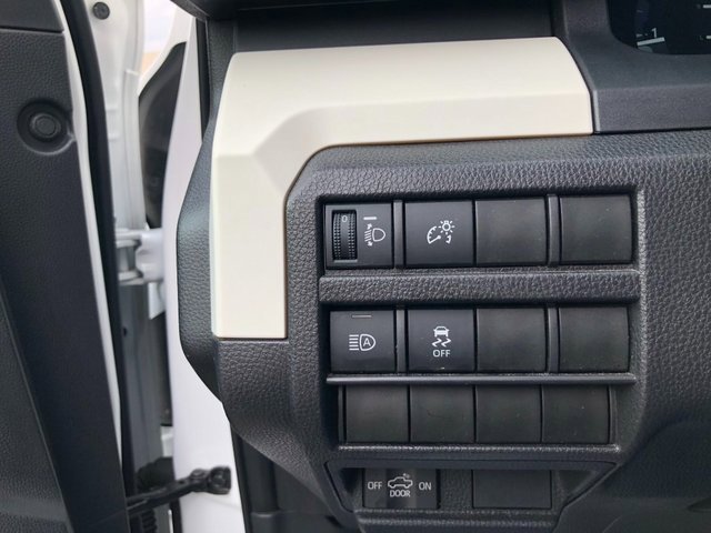 Used 2024 Toyota Tacoma TRD Off-Road image 8