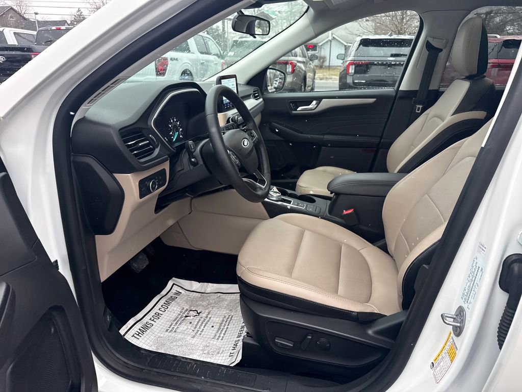 Used 2022 Ford Escape SEL image 22