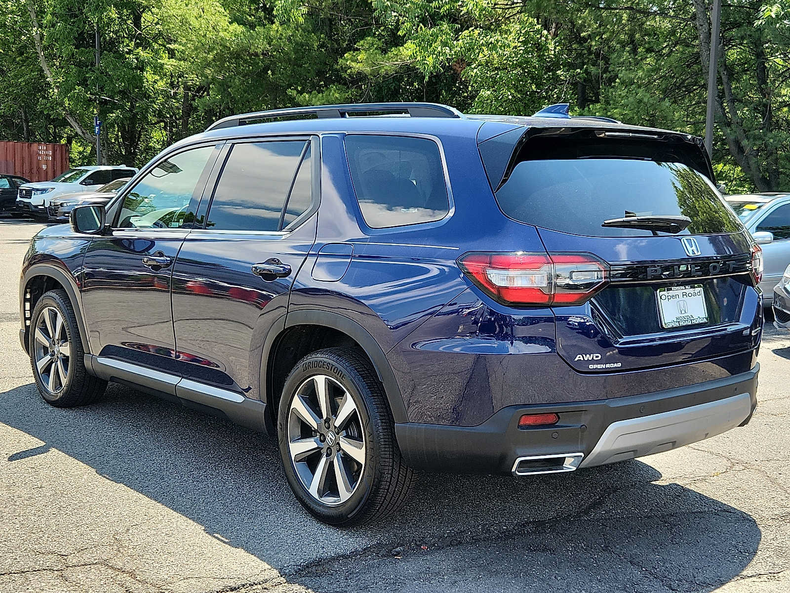 Certified 2024 Honda Pilot Touring image 4