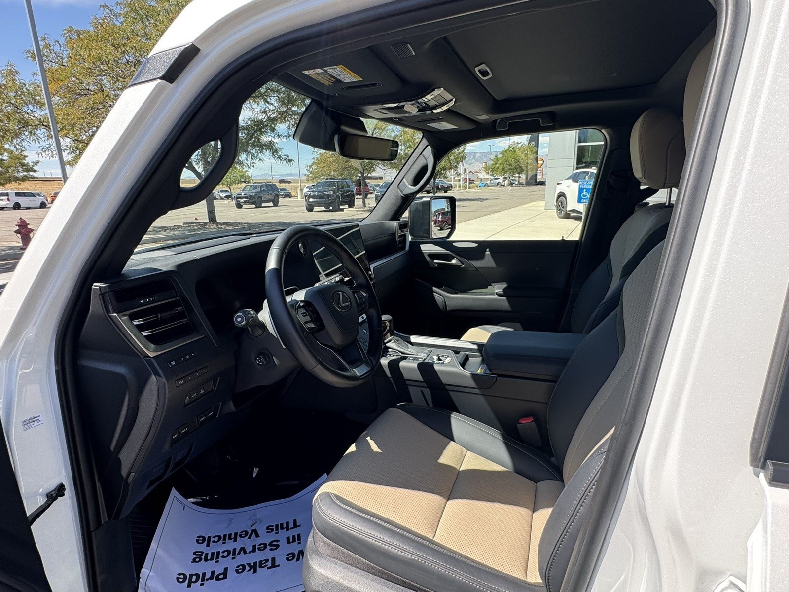 Used 2026 Lexus GX 550 AWD/4WD image 10
