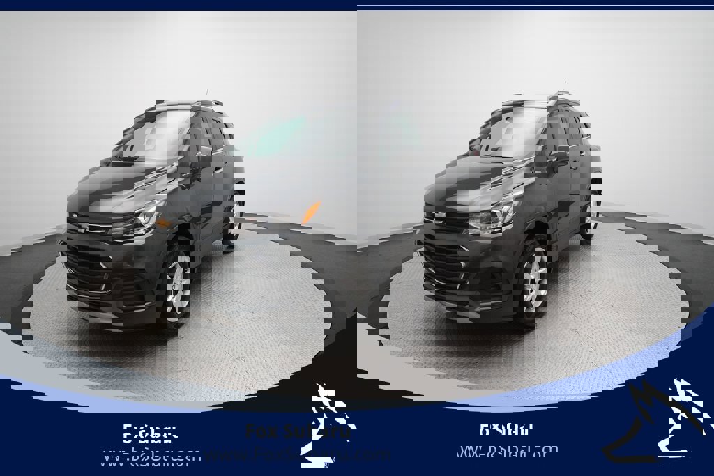Used 2017 Chevrolet Trax LT w/ Driver Confidence Package image 1
