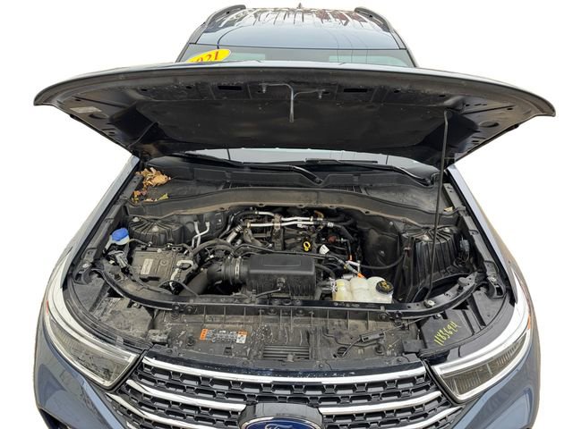 Certified 2021 Ford Explorer XLT w/ Equipment Group 202A image 16