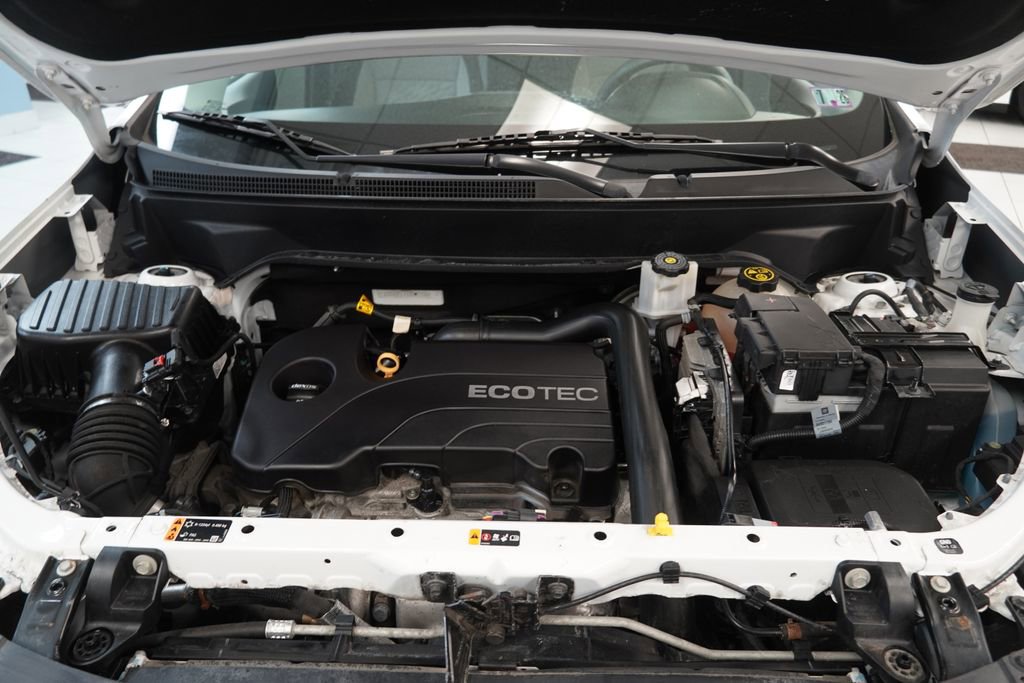 Used 2018 Chevrolet Equinox LS w/ LPO, Blackout Package FWD image 18