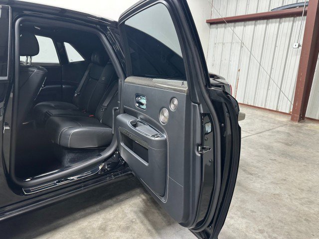 Used 2018 Rolls-Royce Ghost RWD image 19