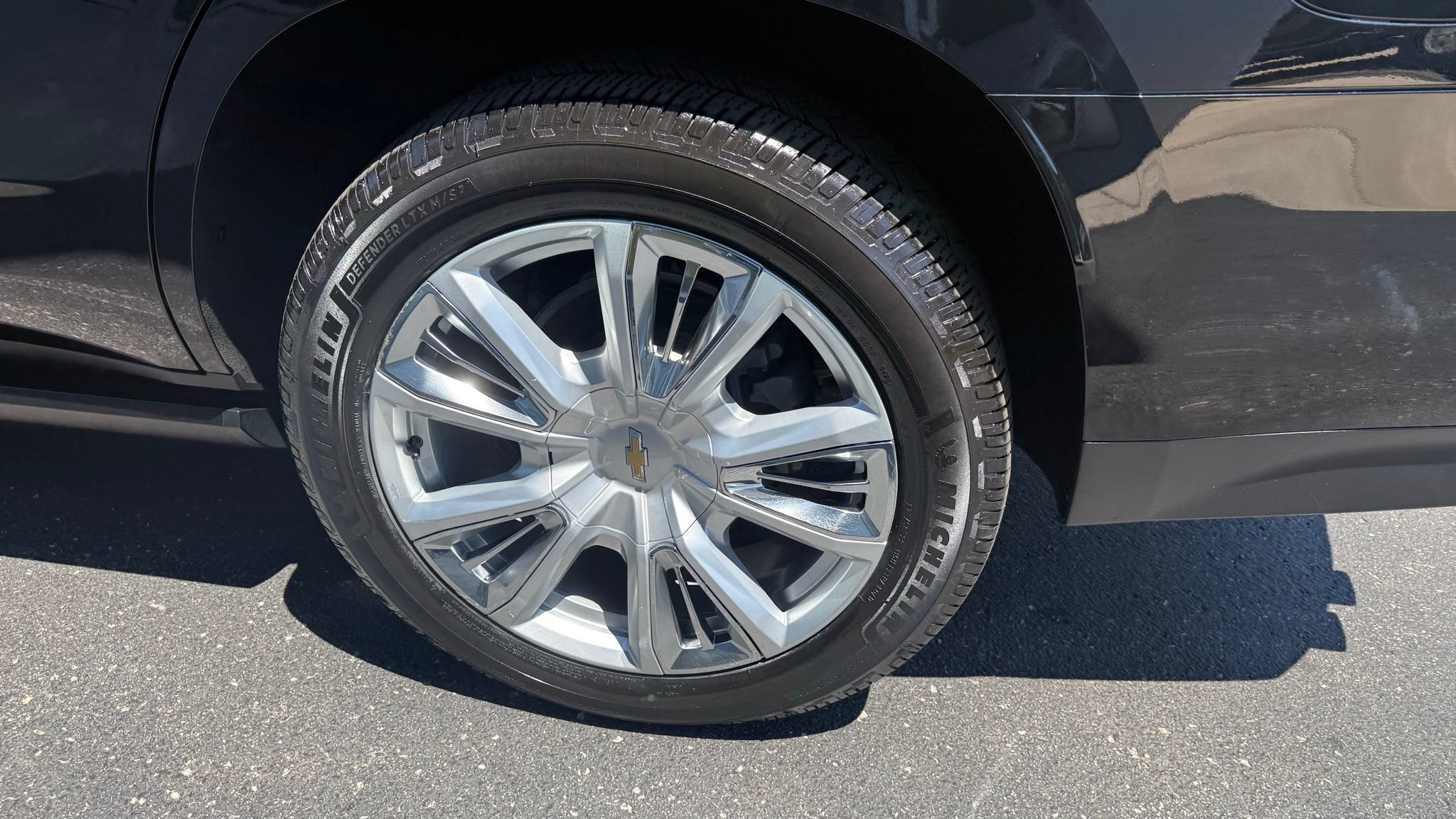 Used 2021 Chevrolet Tahoe High Country AWD/4WD image 17
