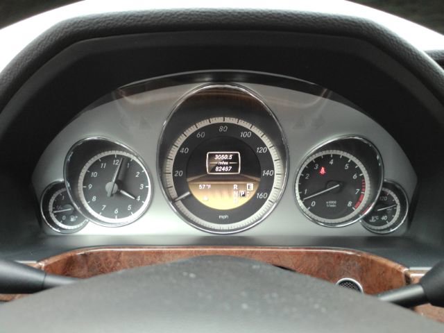 Used 2012 Mercedes-Benz E 350 4MATIC image 35