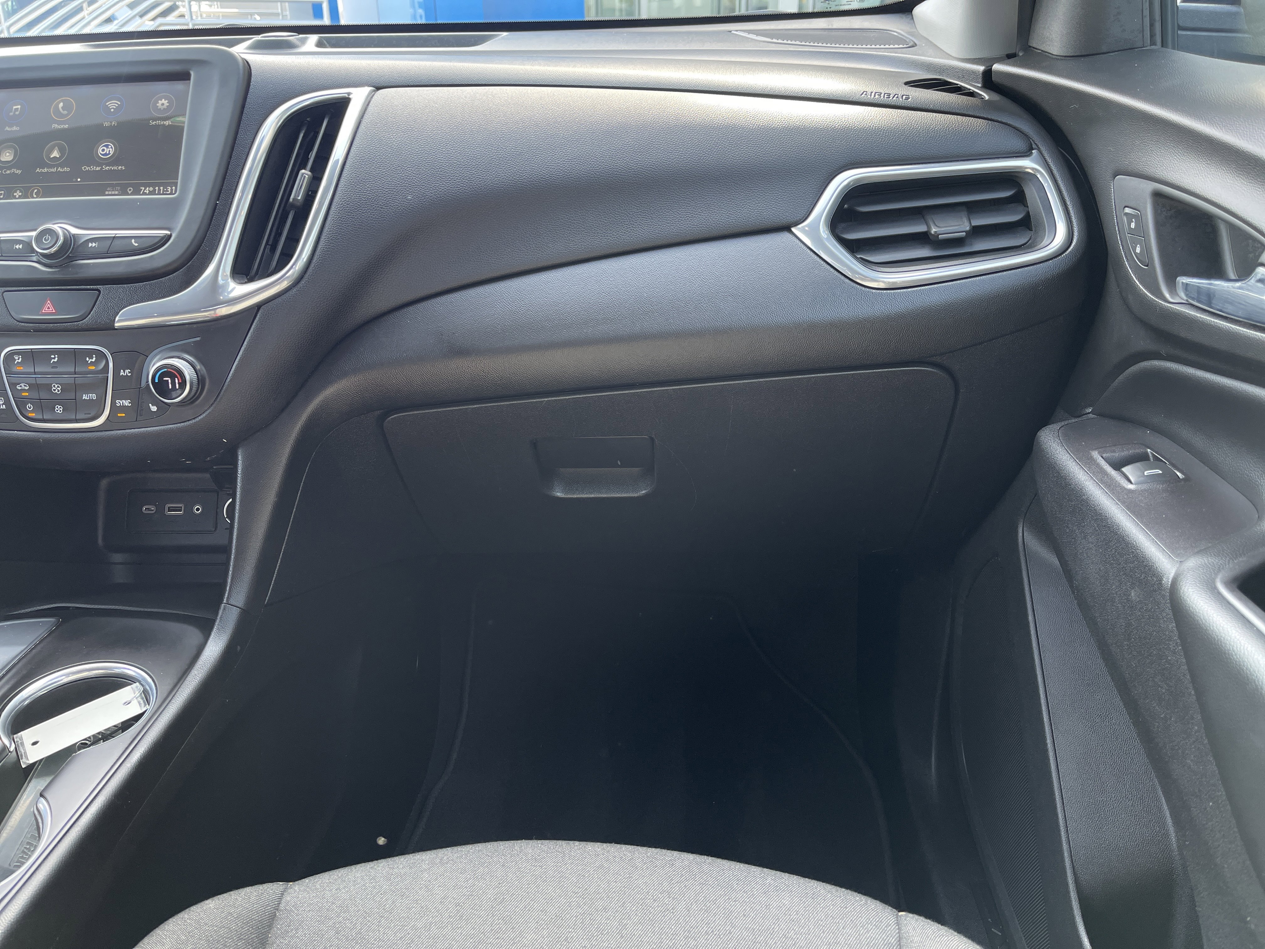 Used 2019 Chevrolet Equinox LT image 32