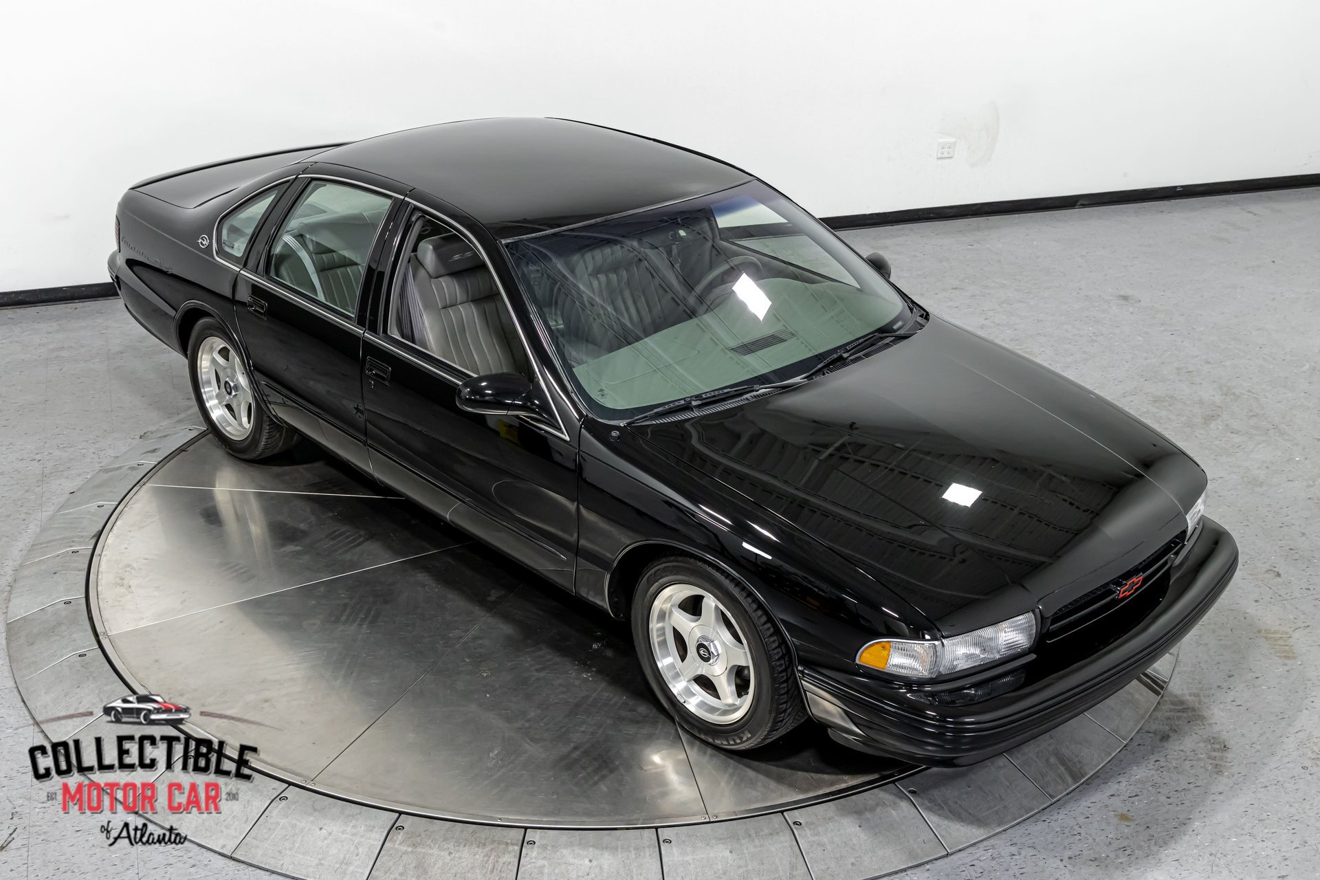 Used 1996 Chevrolet Impala SS RWD image 36