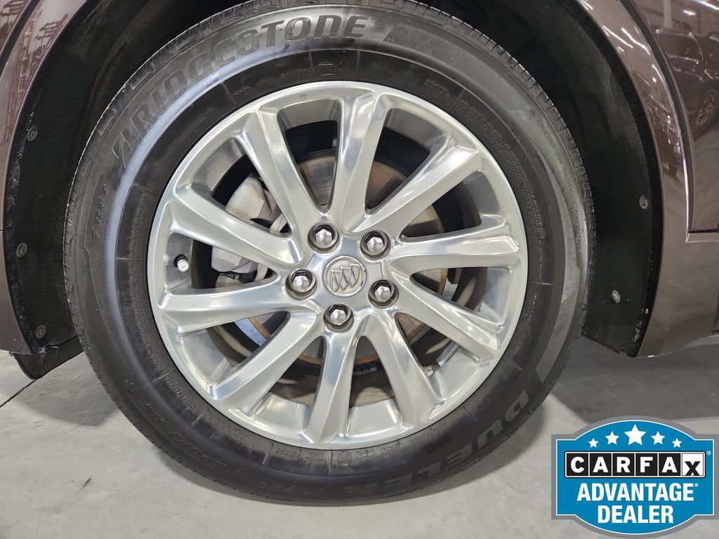 Used 2020 Buick Envision Essence FWD image 32