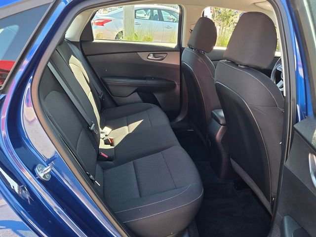 Used 2020 Kia Forte LXS FWD image 16