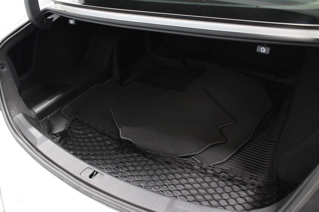 Used 2019 Buick LaCrosse Premium w/ Sun and Shade Package FWD image 16