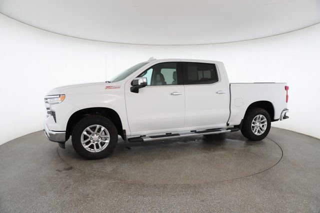 Used 2025 Chevrolet Silverado 1500 LTZ w/ Z71 Off-Road Package image 4