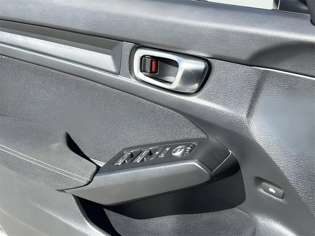 Used 2023 Honda Civic Sport image 25