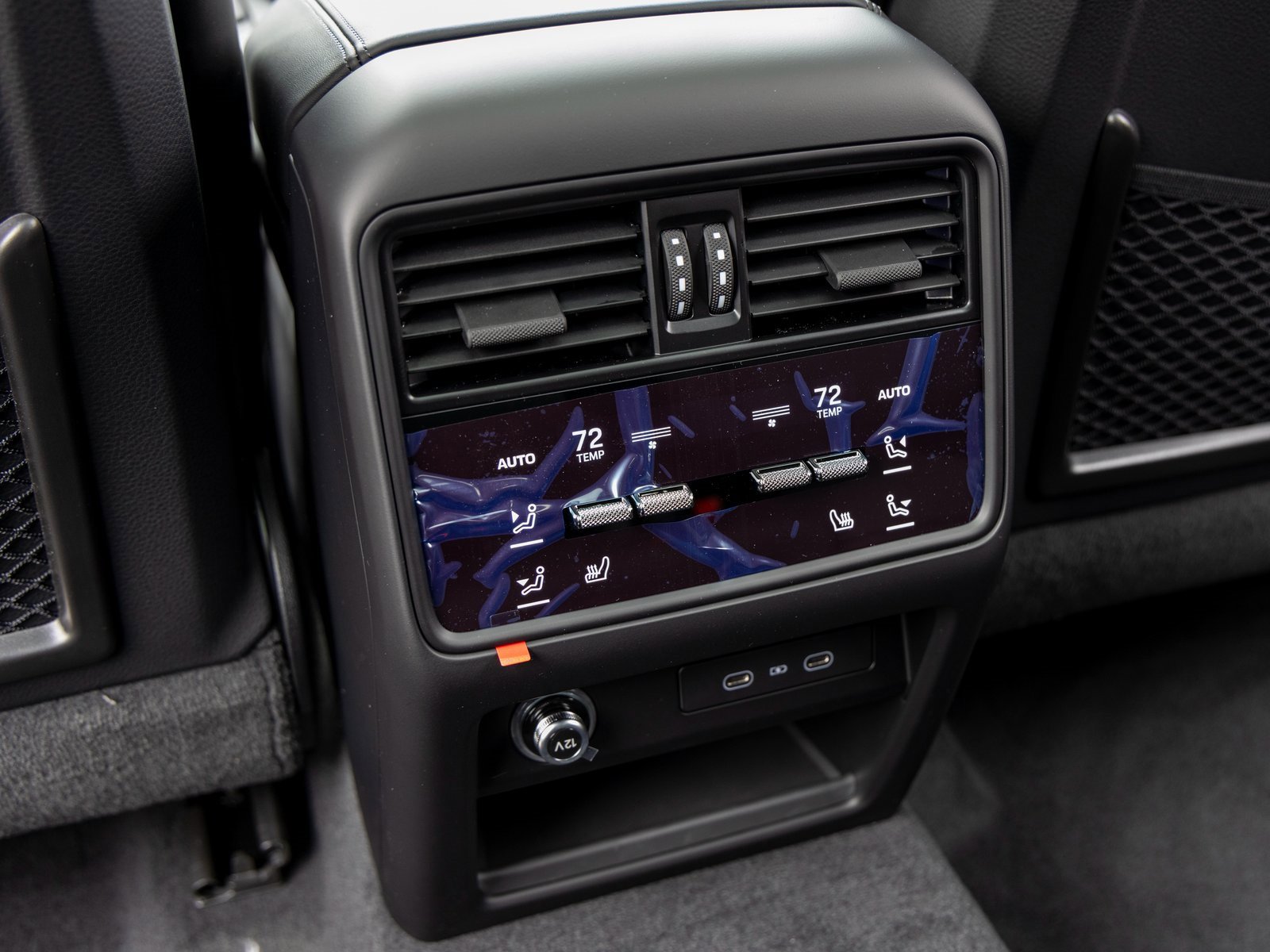 New 2026 Porsche Cayenne Coupe image 39