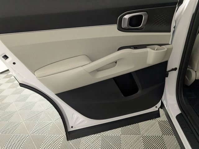 Used 2025 Kia Sorento S w/ Panoramic Sunroof Package image 29