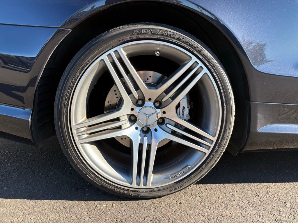 Used 2011 Mercedes-Benz SL 63 AMG image 7